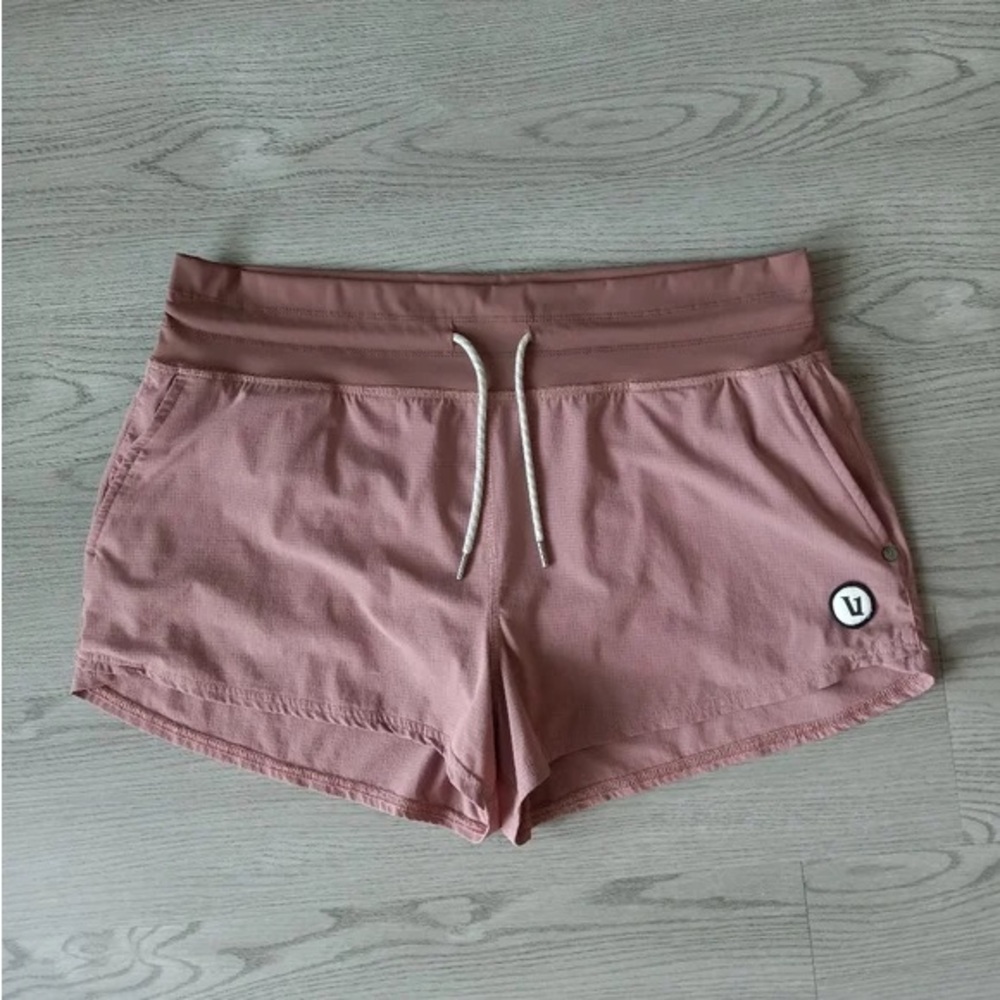 Vuori seabreeze shorts